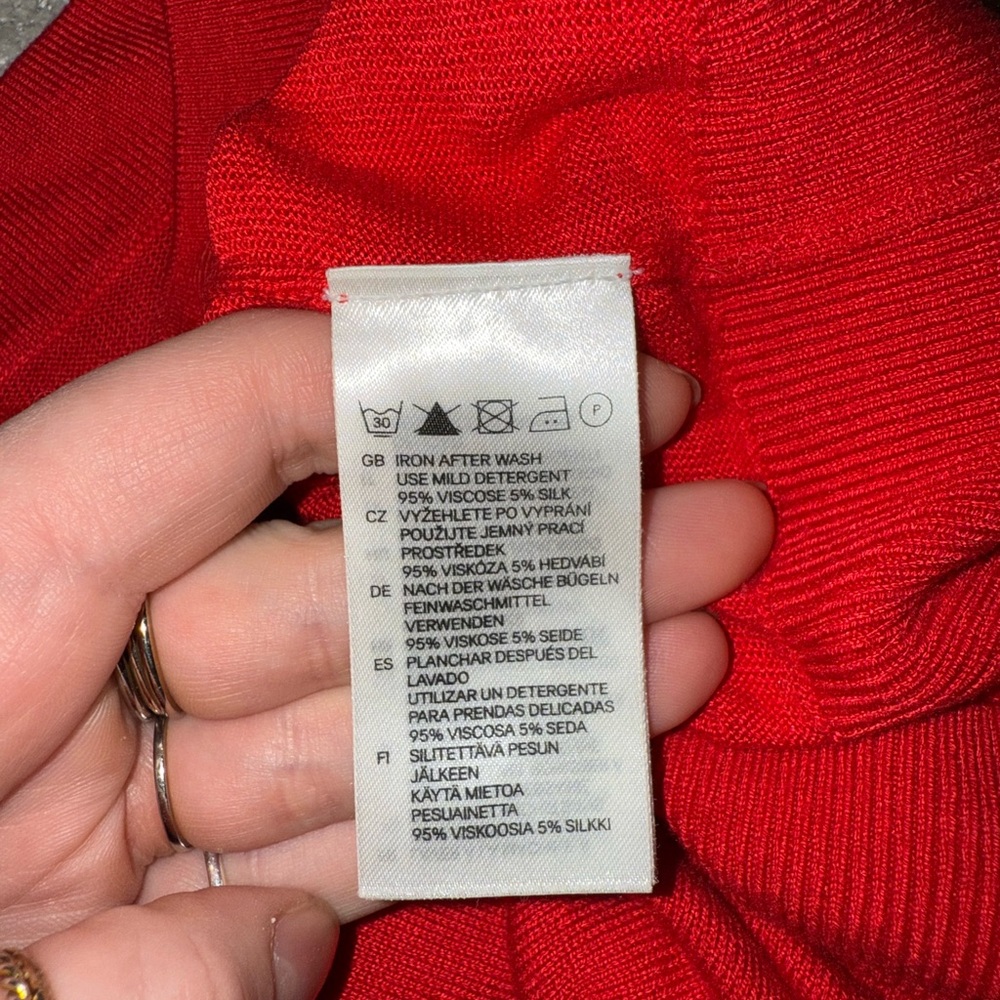 H&M Bright Red Knit Top - Picture 6 of 7